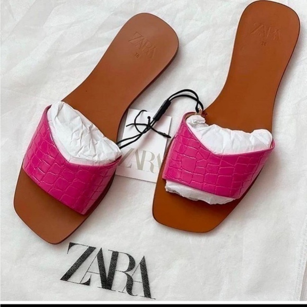ZARA Animal Print flat sandals